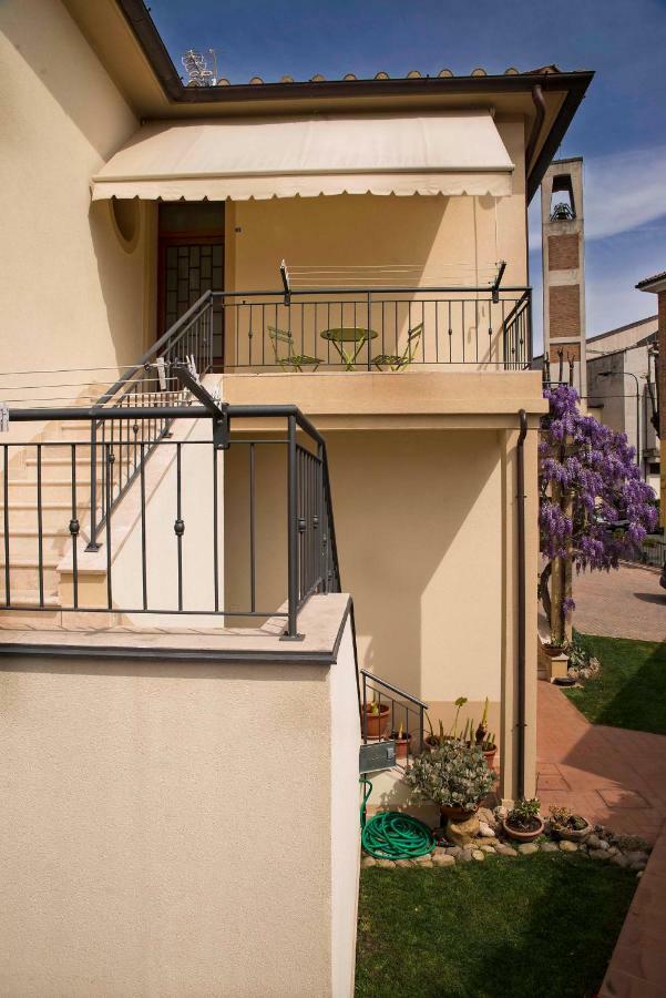 Casa Il Glicine A Due Passi Dal Centro Apartment Siena Ngoại thất bức ảnh